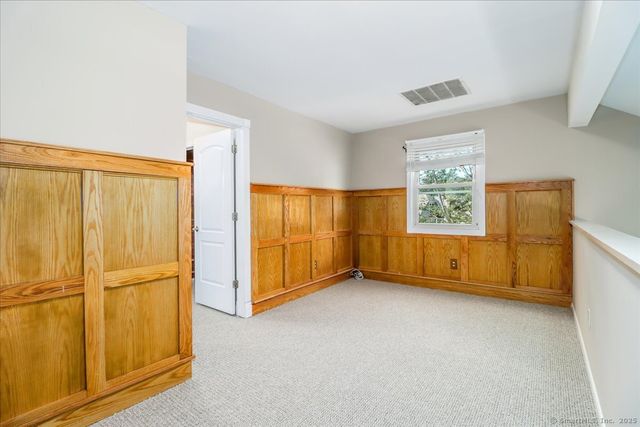 65 Ellsworth Street APT 302, Bridgeport, CT 06605