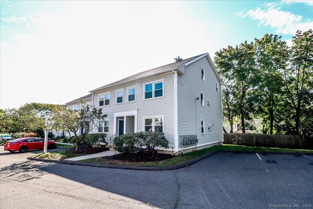 65 Ellsworth Street APT 302, Bridgeport, CT 06605