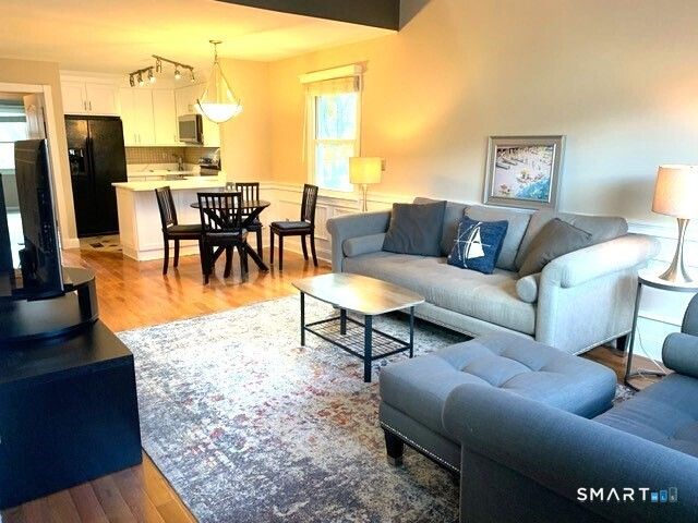 65 Ellsworth Street APT 302, Bridgeport, CT 06605