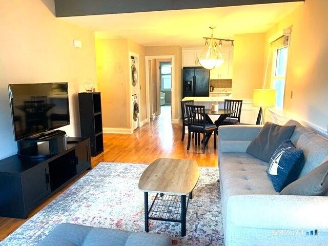 65 Ellsworth Street APT 302, Bridgeport, CT 06605