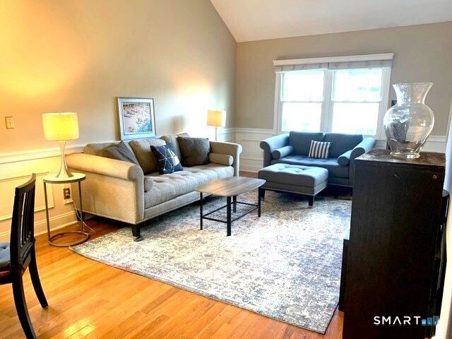 65 Ellsworth Street APT 302, Bridgeport, CT 06605