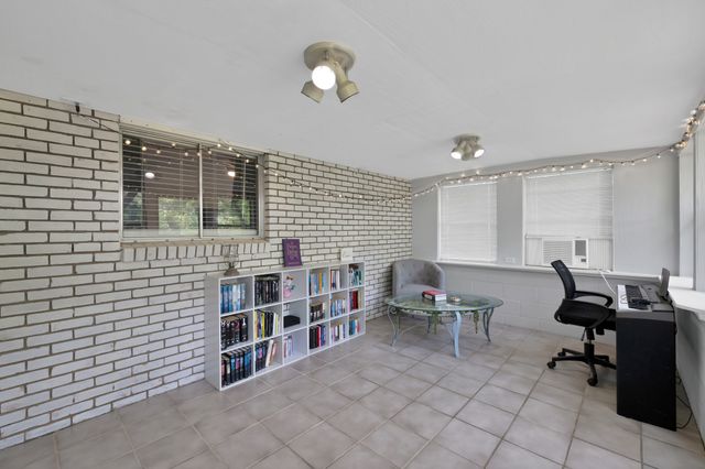 1429 W Water Street, Weatherford, TX 76086