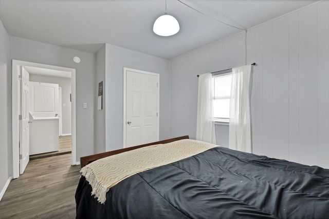 1429 W Water Street, Weatherford, TX 76086