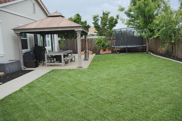 12372 Pawcatuck Way, Rancho Cordova, CA 95742