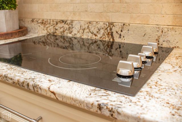 1014 Lake Crest Drive, Jonesboro, AR 72404