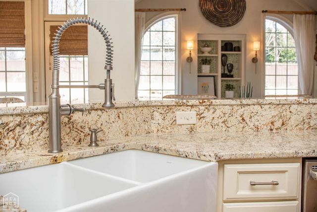 1014 Lake Crest Drive, Jonesboro, AR 72404