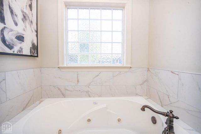 1014 Lake Crest Drive, Jonesboro, AR 72404