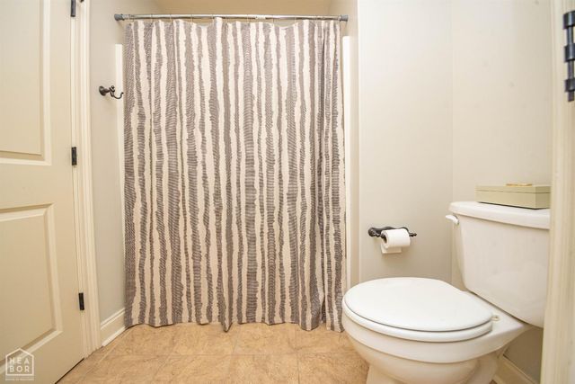 1014 Lake Crest Drive, Jonesboro, AR 72404