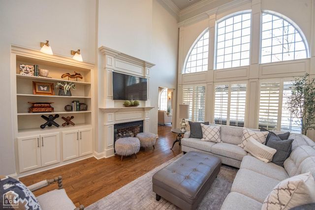 1014 Lake Crest Drive, Jonesboro, AR 72404