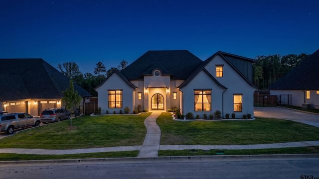 1572 Maple Circle, Tyler, TX 75703