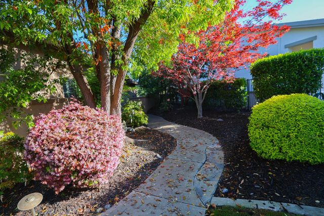 113 Lasso Lake Ct, Lincoln, CA 95648