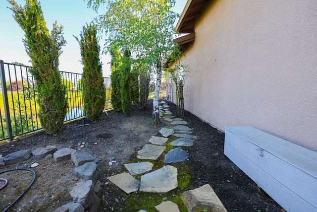 113 Lasso Lake Ct, Lincoln, CA 95648