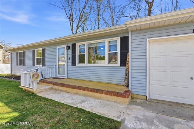 825 Center Street, Forked River, NJ 08731