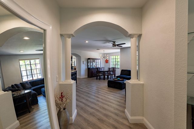 1639 PASSION VINE Circle 16-4, Weston, FL 33326