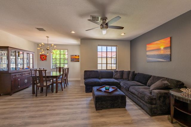 1639 PASSION VINE Circle 16-4, Weston, FL 33326