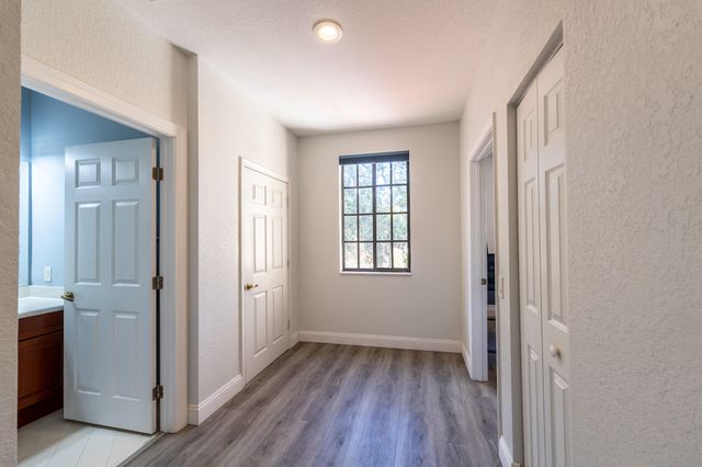 1639 PASSION VINE Circle 16-4, Weston, FL 33326