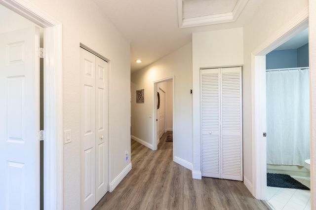 1639 PASSION VINE Circle 16-4, Weston, FL 33326
