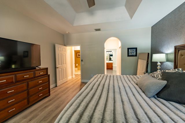 1639 PASSION VINE Circle 16-4, Weston, FL 33326