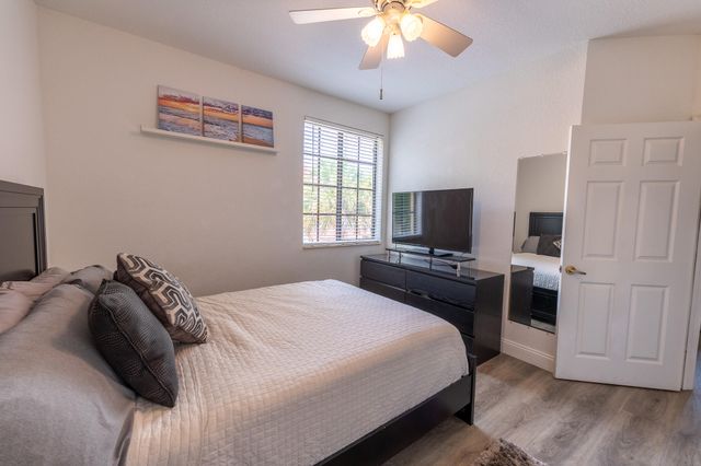 1639 PASSION VINE Circle 16-4, Weston, FL 33326