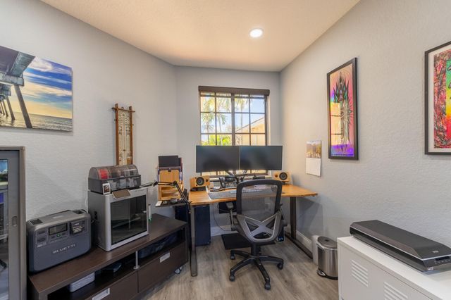1639 PASSION VINE Circle 16-4, Weston, FL 33326