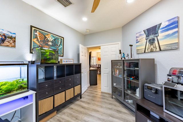 1639 PASSION VINE Circle 16-4, Weston, FL 33326
