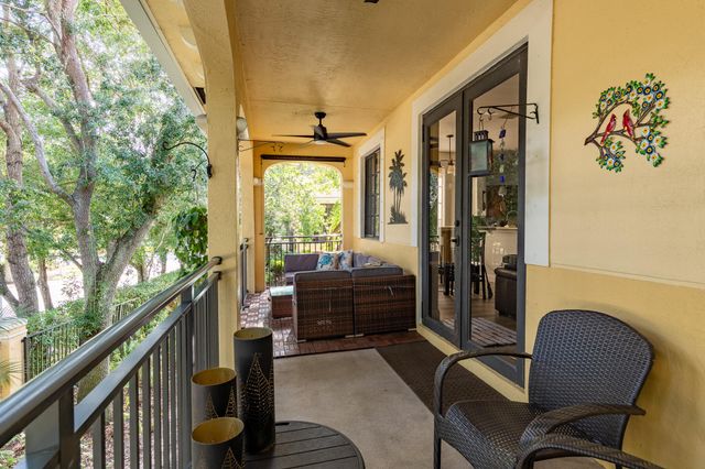 1639 PASSION VINE Circle 16-4, Weston, FL 33326