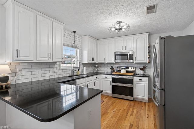 107 Harrison DR, Smithfield, VA 23430