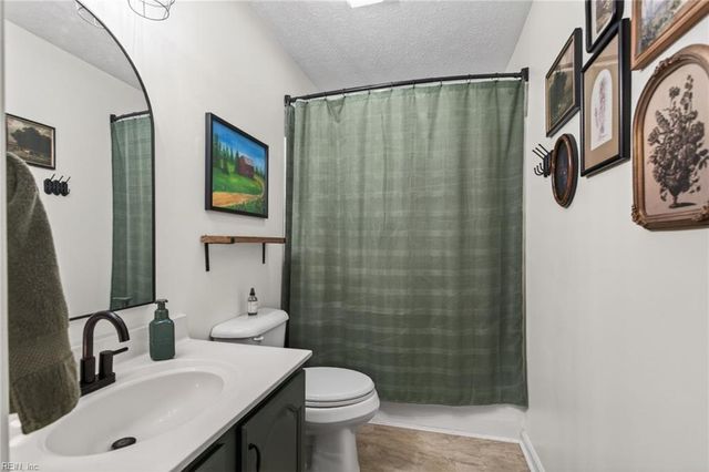 107 Harrison DR, Smithfield, VA 23430