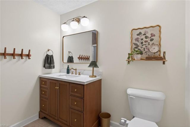 107 Harrison DR, Smithfield, VA 23430