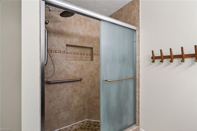 107 Harrison DR, Smithfield, VA 23430