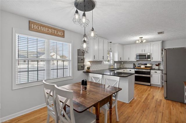 107 Harrison DR, Smithfield, VA 23430