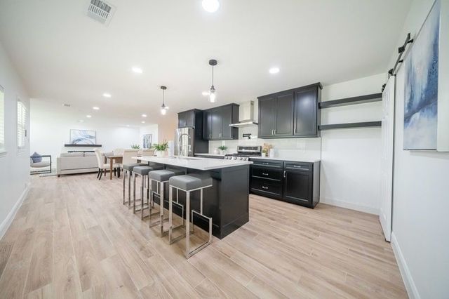 4944 Vega Court W, Fort Worth, TX 76133