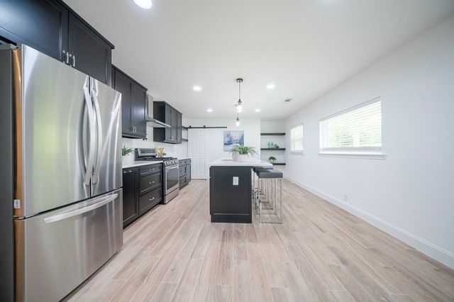 4944 Vega Court W, Fort Worth, TX 76133