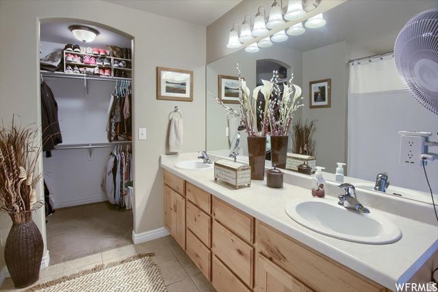 644 N STONNE LN, Kaysville, UT 84037