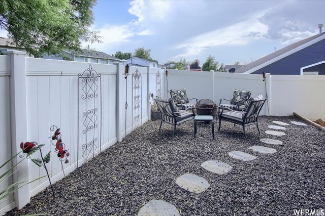 644 N STONNE LN, Kaysville, UT 84037