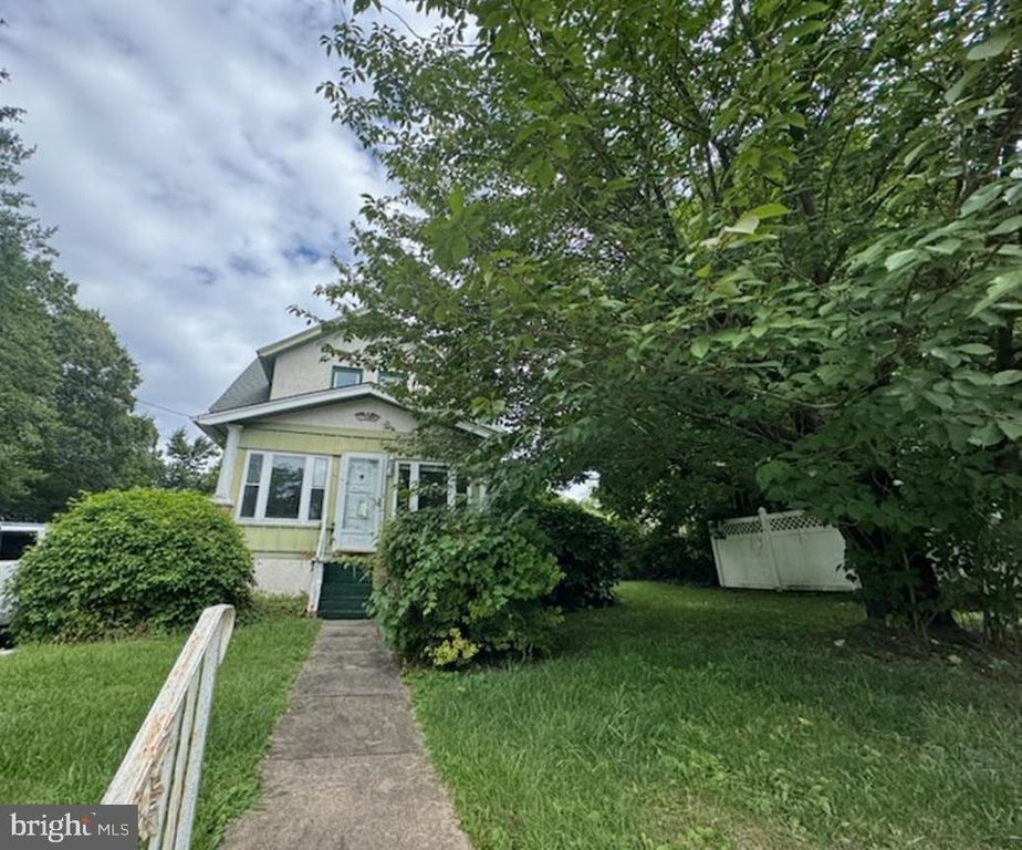 253 HIGHLAND AVE, Wayne, PA 19087