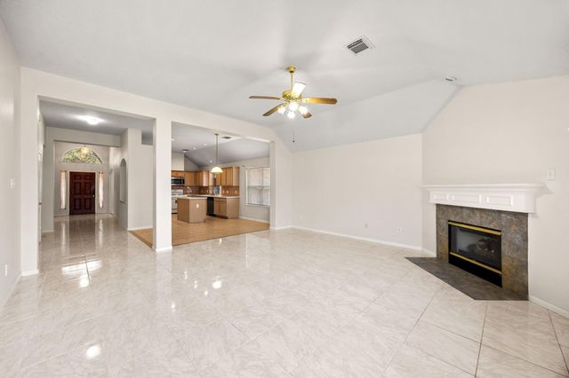 1622 Pebble Brook, Missouri City, TX 77459