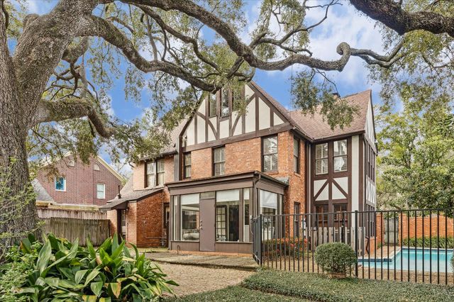 2345 Blue Bonnet Boulevard, Houston, TX 77030