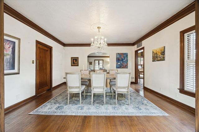 2345 Blue Bonnet Boulevard, Houston, TX 77030