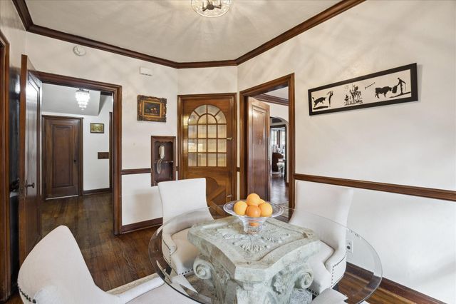 2345 Blue Bonnet Boulevard, Houston, TX 77030