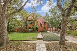 2345 Blue Bonnet Boulevard, Houston, TX 77030