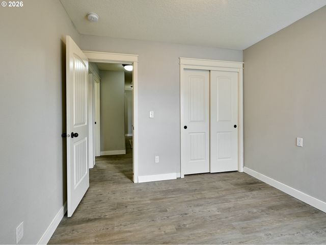 1025 Se MILLRIGHT Ave, Mc Minnville, OR 97128
