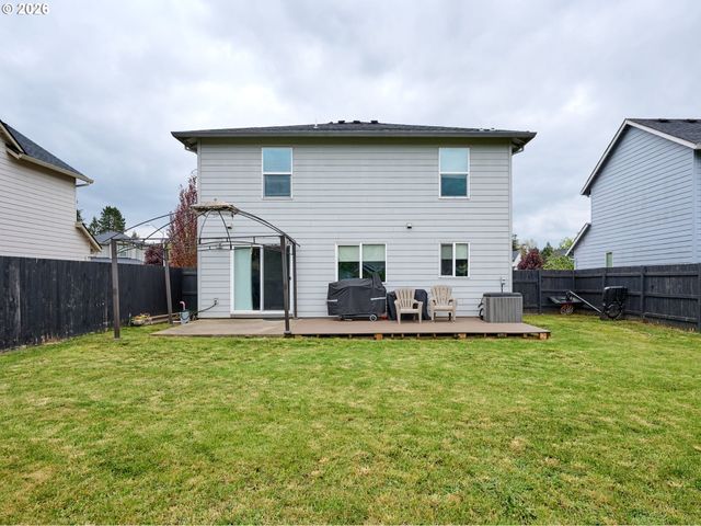 1025 Se MILLRIGHT Ave, Mc Minnville, OR 97128