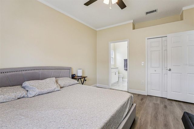 943 AMAROS AVENUE, Orlando, FL 32811