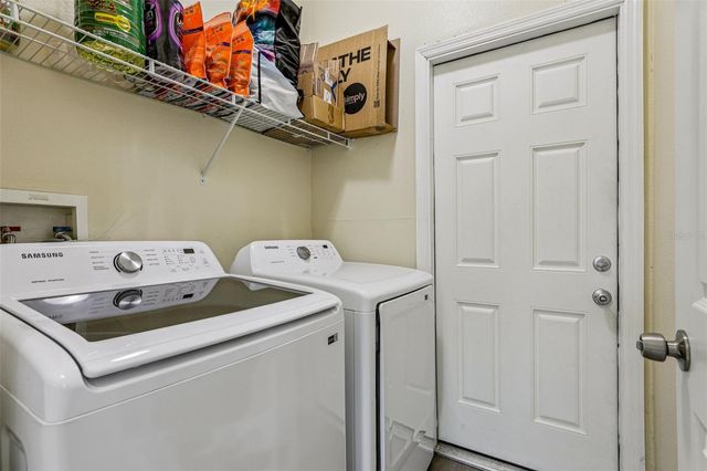 943 AMAROS AVENUE, Orlando, FL 32811