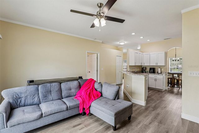 943 AMAROS AVENUE, Orlando, FL 32811