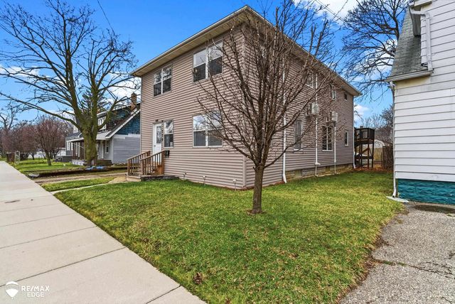 738 W Atherton Road, Flint, MI 48507