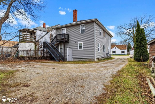 738 W Atherton Road, Flint, MI 48507