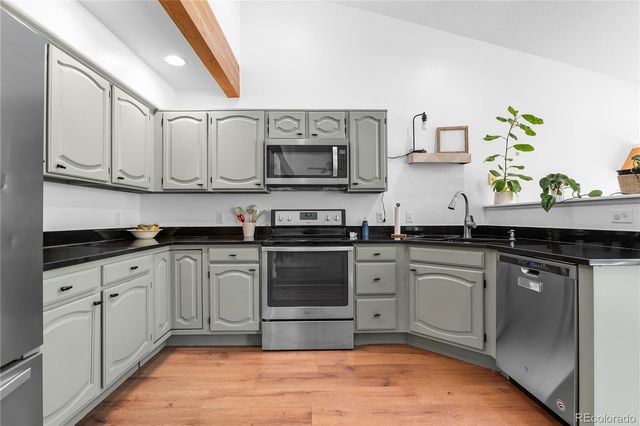 12039 W 52nd Place 2, Arvada, CO 80002