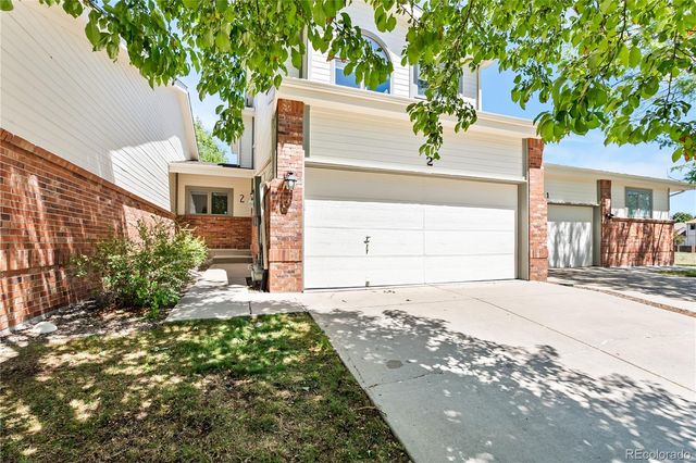 12039 W 52nd Place 2, Arvada, CO 80002